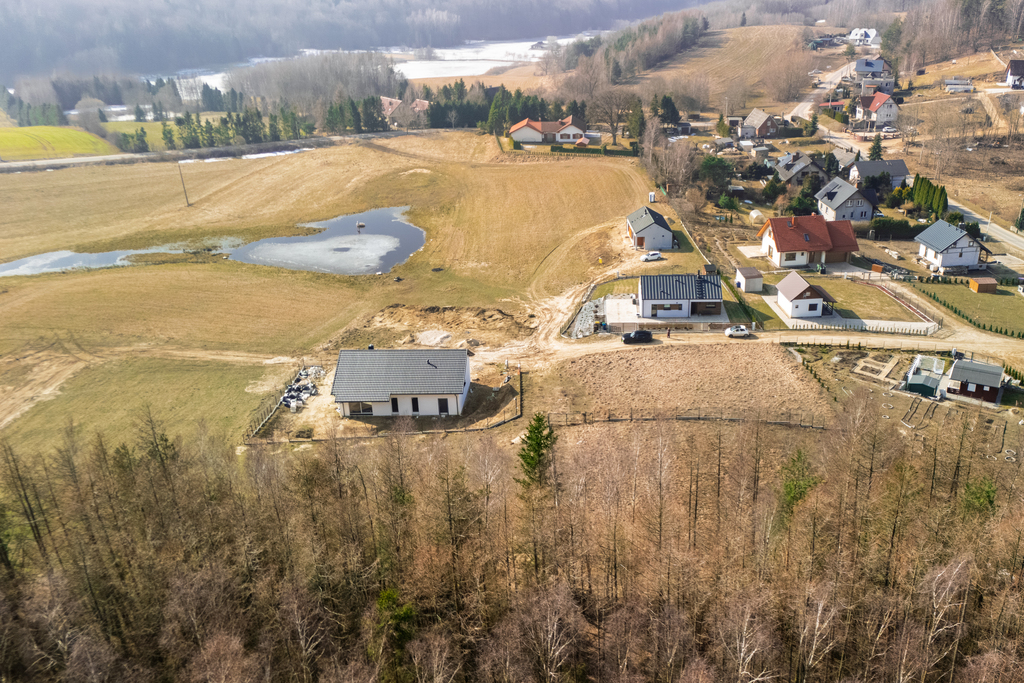 Wyjątkowa działka, blisko jeziora oraz lasu 928m2