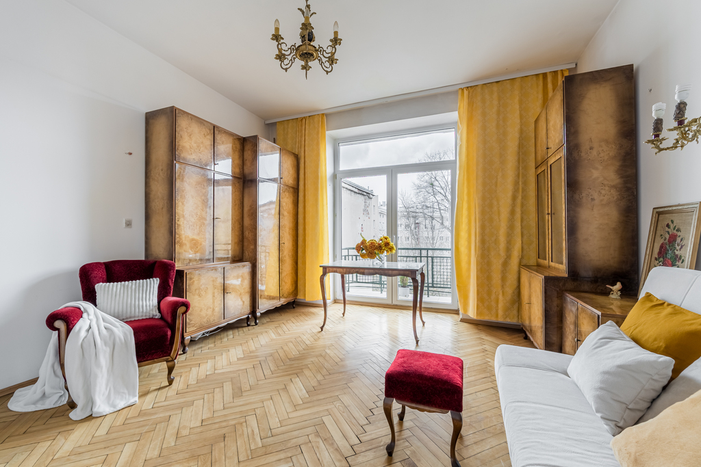 Mieszkanie w zabytkowej kamienicy z windą