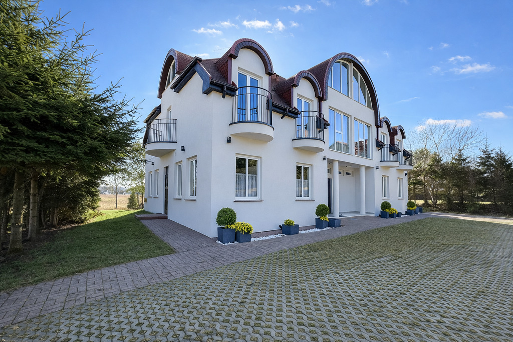 Dom na sprzedaż Niechorze 363 m2 | Arka Nieruchomości