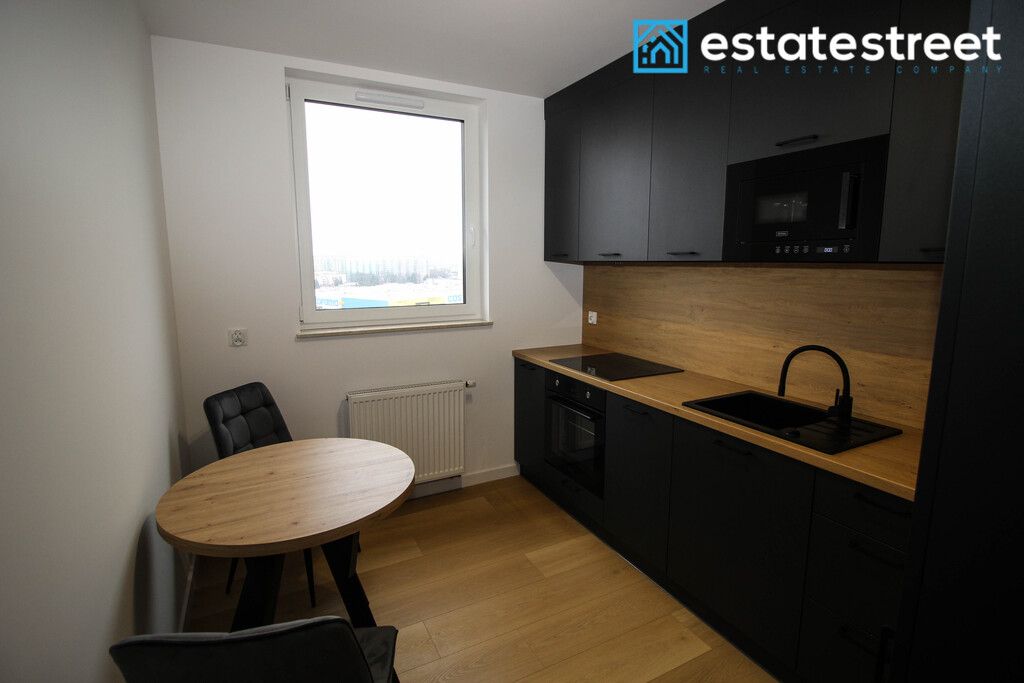 2 pokoje, nowe, garaż, balkon – Graniczna