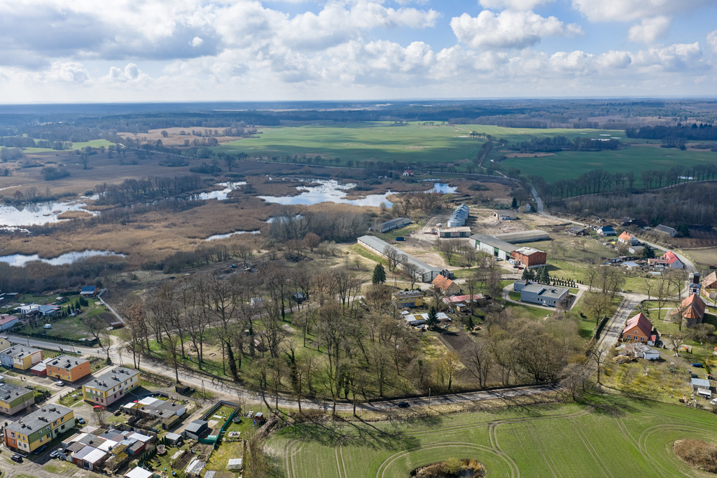 Obiekt na sprzedaż Piaseczno 4 584 m2 | Arka Nieruchomości