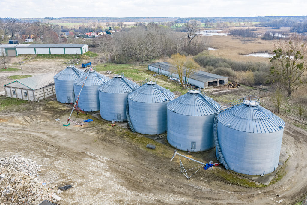 Obiekt na sprzedaż Piaseczno 4 584 m2 | Arka Nieruchomości