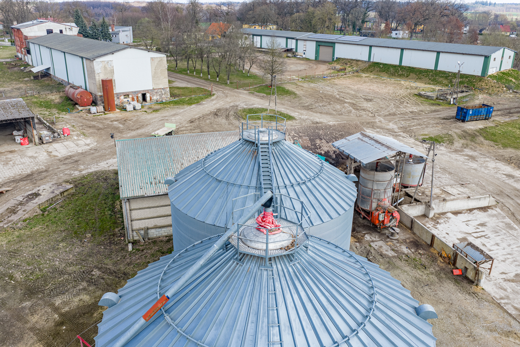 Obiekt na sprzedaż Piaseczno 4 584 m2 | Arka Nieruchomości