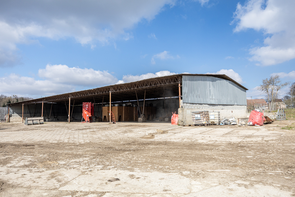 Obiekt na sprzedaż Piaseczno 4 584 m2 | Arka Nieruchomości