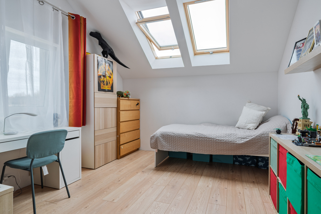 Nowoczesny, przestronny dom 300 m², 8 pokoi