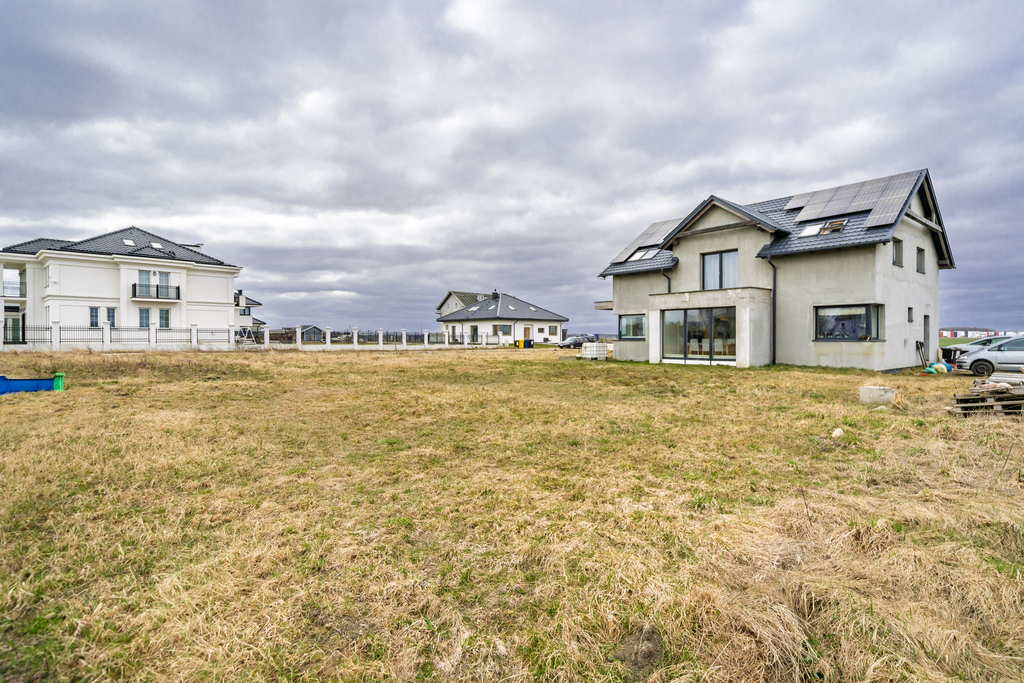 Nowoczesny, przestronny dom 300 m², 8 pokoi