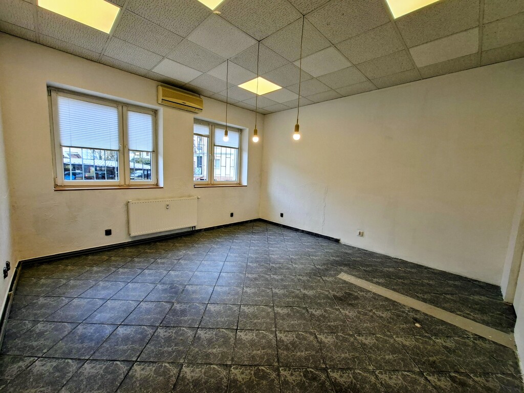 Lokal na wynajem Bezrzecze 32 m2 | Arka Nieruchomości