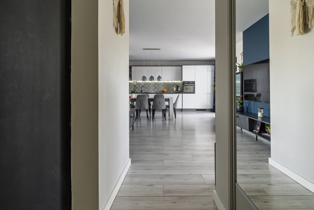 Komfort, styl i prywatność – mieszkanie z tarasem