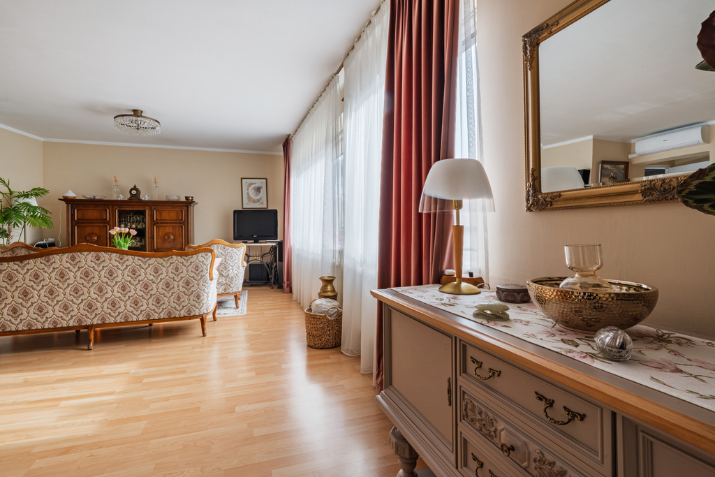 Mieszkanie w Orłowie: prywatność i morze