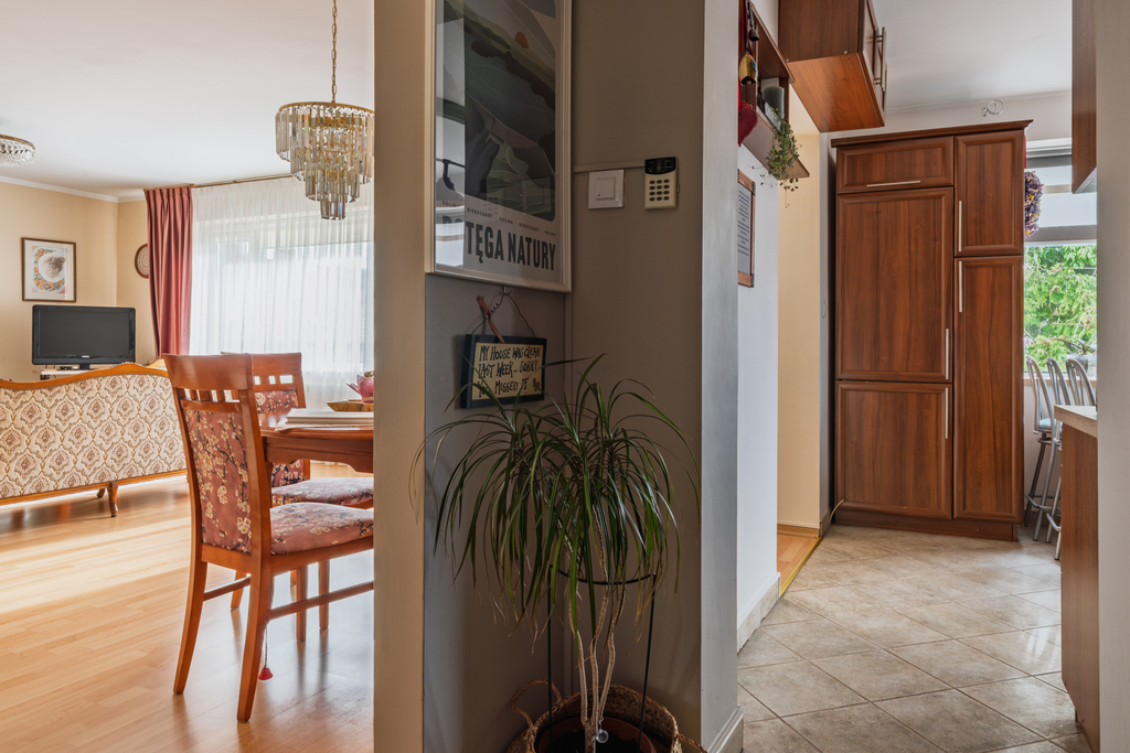 Mieszkanie w Orłowie: prywatność i morze