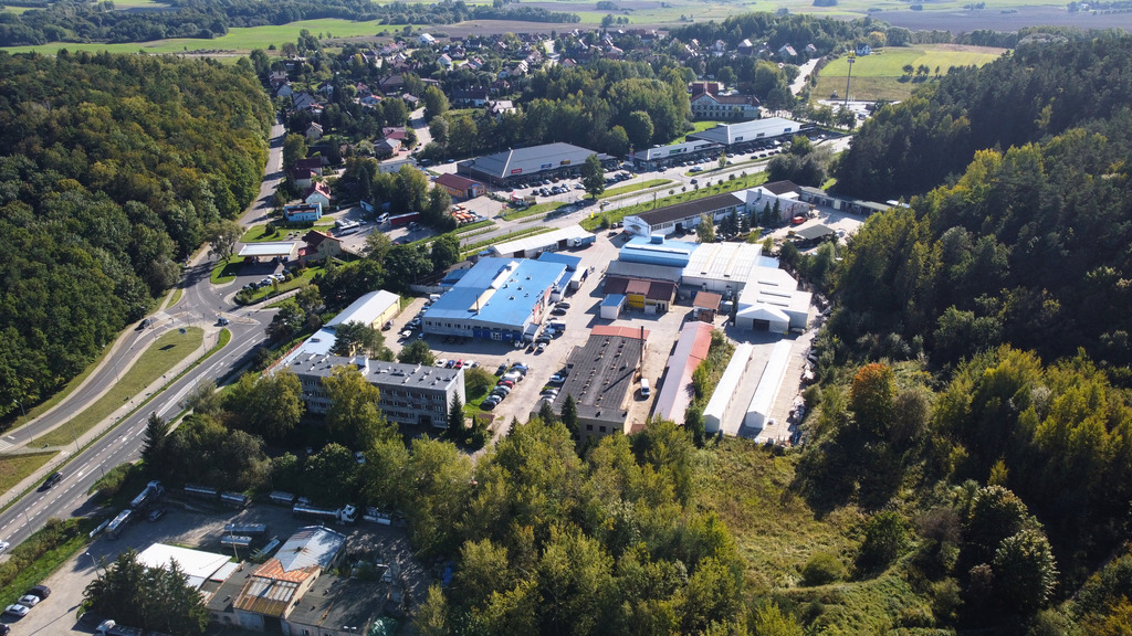 Obiekt komercyjny - hala, magazyn, biuro, hotel — zdjęcie 4
