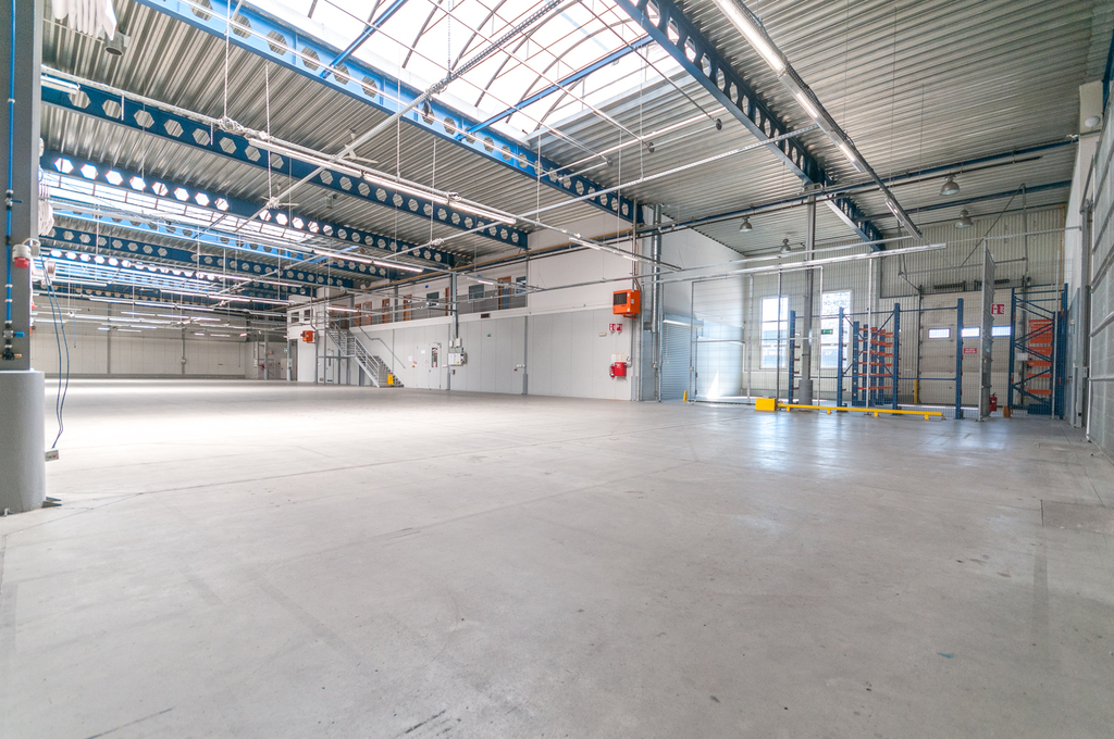 Obiekt na wynajem Szczecin, Dąbie 4 700 m2 | Arka Nieruchomości