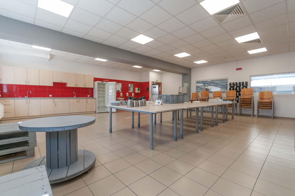 Obiekt na wynajem Szczecin, Dąbie 4 700 m2 | Arka Nieruchomości