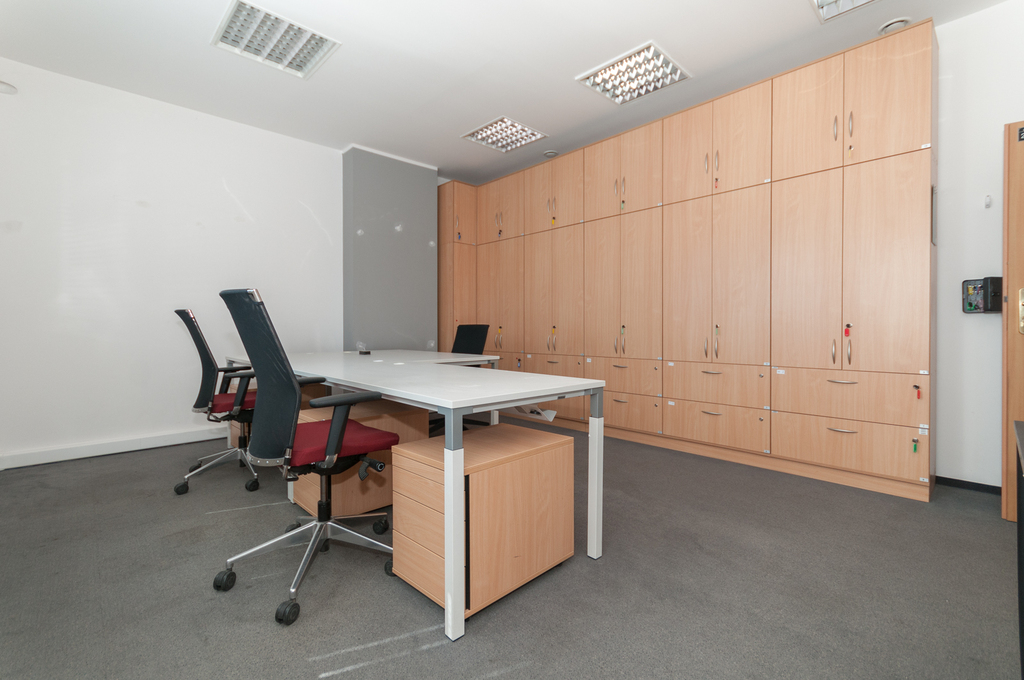 Obiekt na wynajem Szczecin, Dąbie 4 700 m2 | Arka Nieruchomości