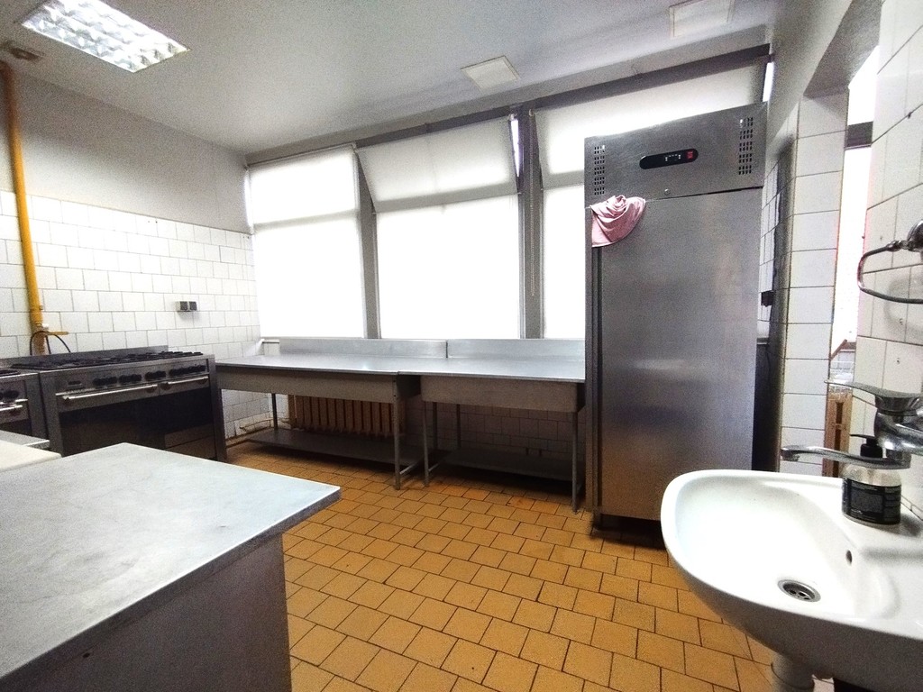 Lokal na sprzedaż Szczecin, Gumieńce 325 m2 | Arka Nieruchomości