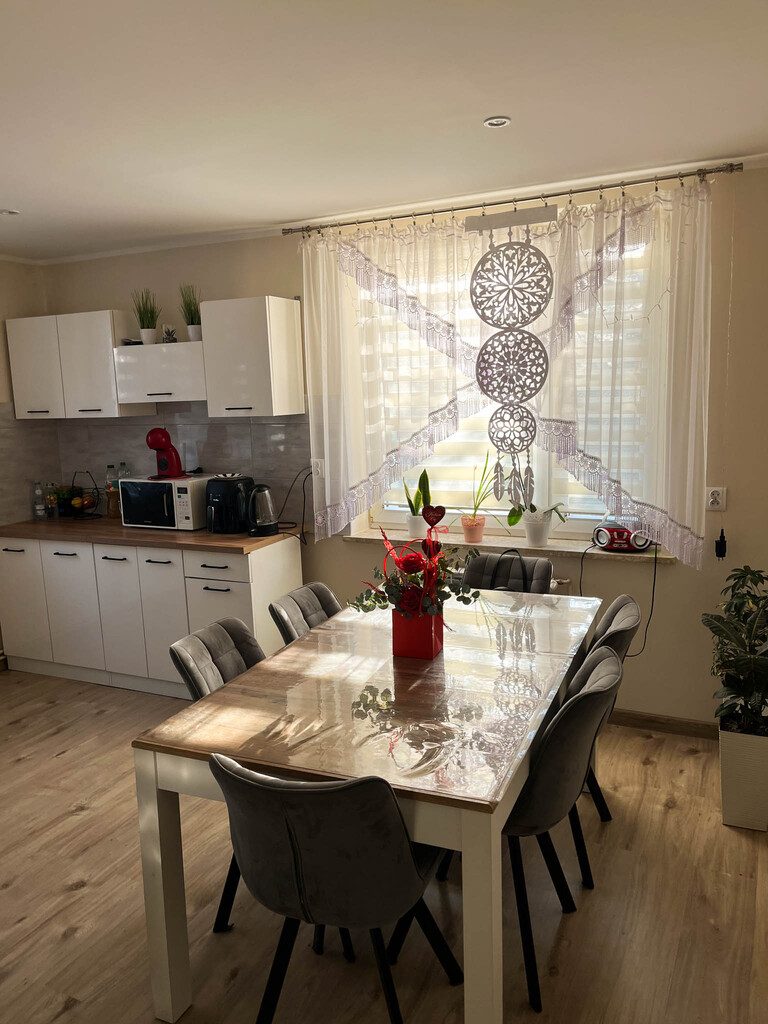 Mieszkanie 46 m², 2 pokoje, gm. Dubiecko