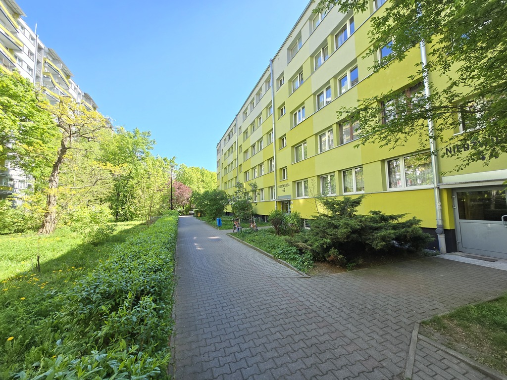 3-pok. mieszkanie z balkonem na Popowicach !