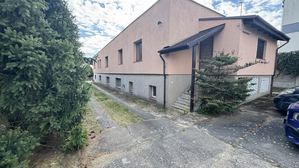 Obiekt na sprzedaż Bezrzecze 455 m2 | Arka Nieruchomości