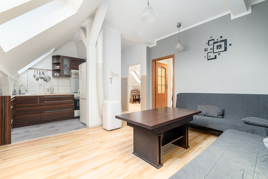 Klimatyczne 4 pokoje | 80,40 m2 przy Manhattanie