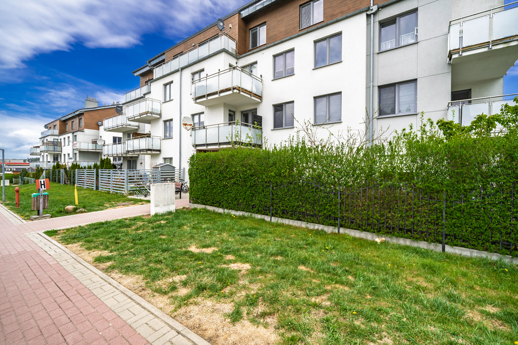 Zamieszkaj wygodnie – ogród 140 m², parter i przestrzeń, której naprawdę potrzebujesz!