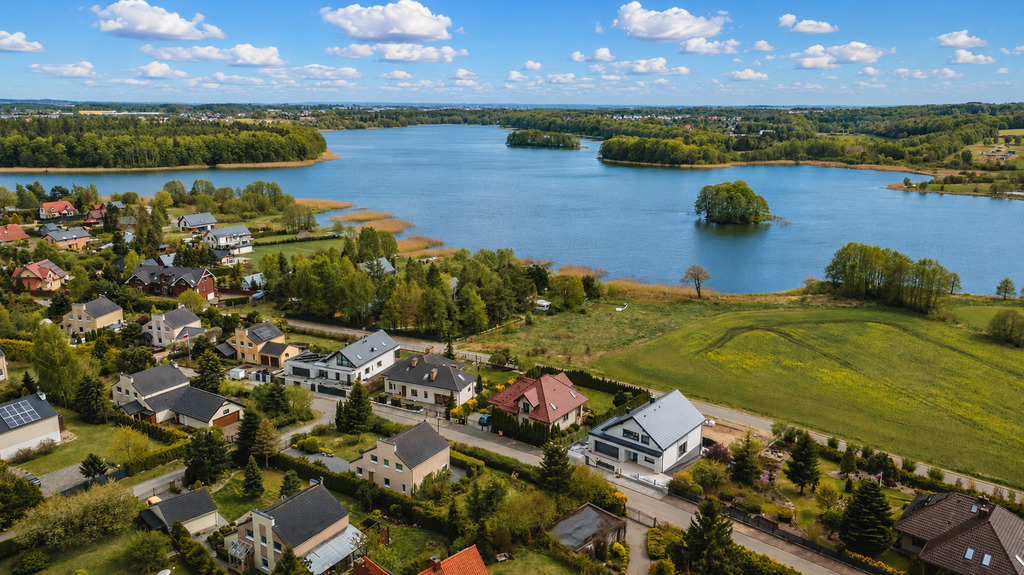 Dom marzeń nad Jeziorem Tuchomskim