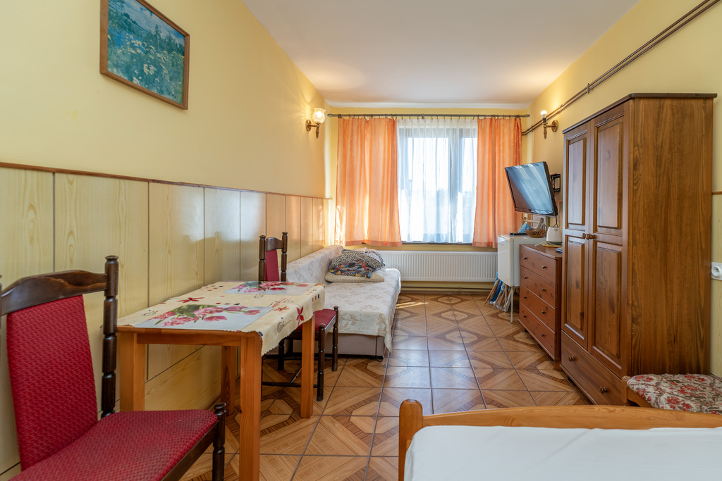 Obiekt na sprzedaż Ustronie Morskie 400 m2 | Arka Nieruchomości