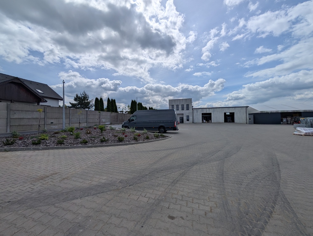 Obiekt komercyjny na wynajem, 150,00 m², Wawrów