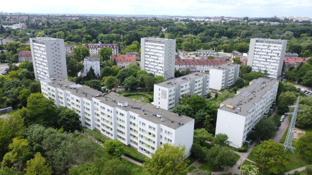 Os. Tatrzańskie, 2 pokoje z potencjałem 3