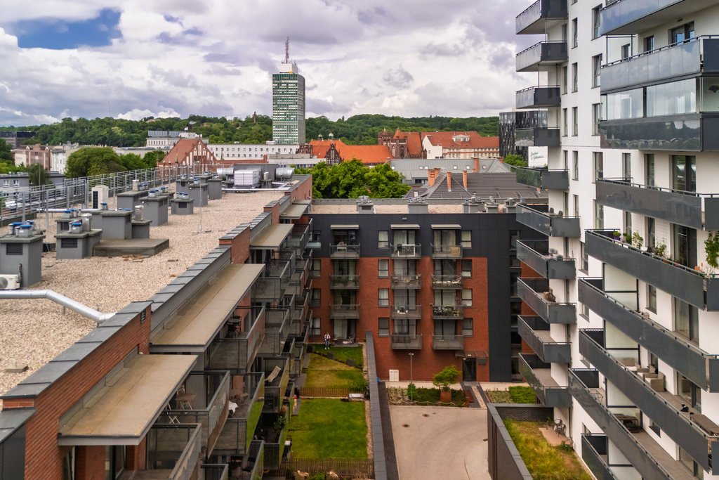 Stylowy apartament z halą garażową i tarasem