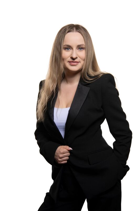 Wiktoria Figuła - Senior Broker WIZ ESTATES, Kraków