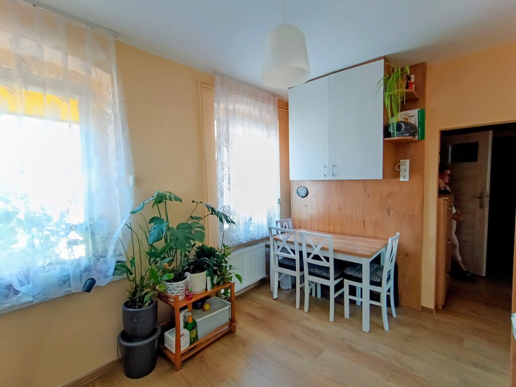2 pokoje z potencjałem | 52 m² | II piętro I