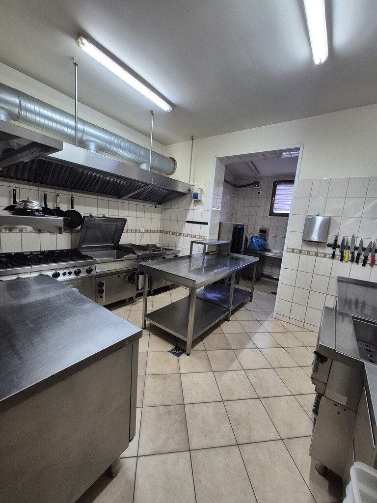 Obiekt na sprzedaż Krajnik Dolny 314 m2 | Arka Nieruchomości