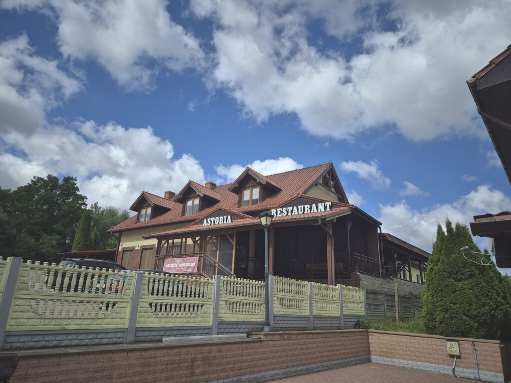 Obiekt na sprzedaż Krajnik Dolny 314 m2 | Arka Nieruchomości