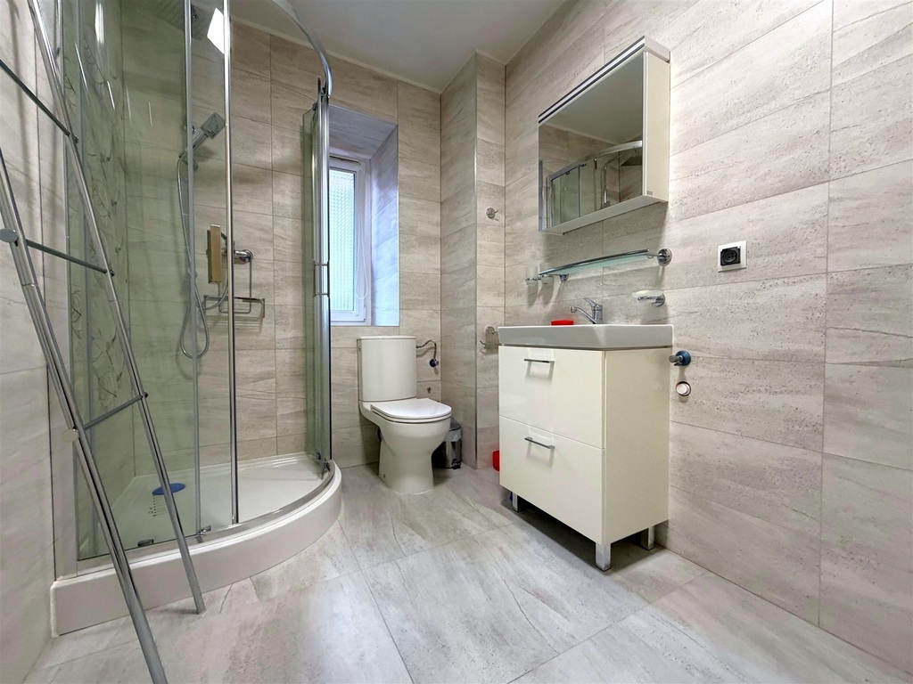 Lokal na sprzedaż Warszawa 65 m2 | Arka Nieruchomości