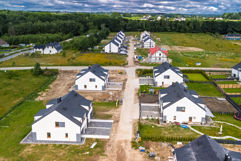 Komfortowy bliźniak z dużą działką | Warzenko