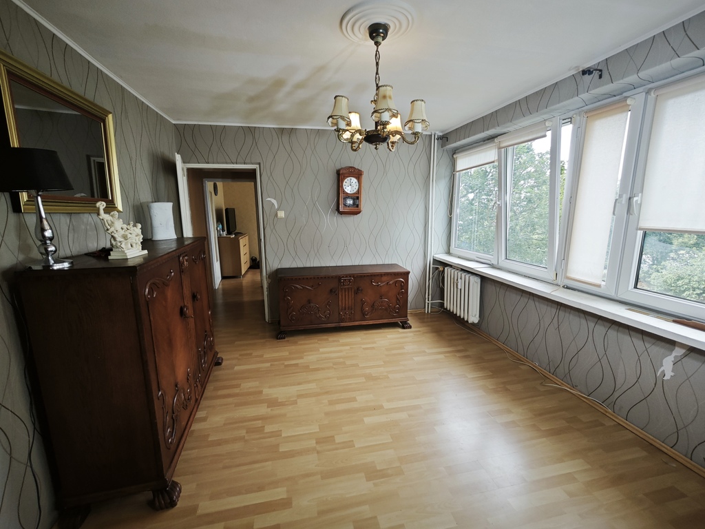 Jasne, ciepłe mieszkanie 2 pok. na sprzedaż.