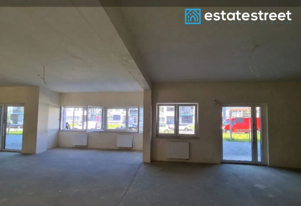 Lokal użytkowy z witryną 146m2, 78m2, 67m2