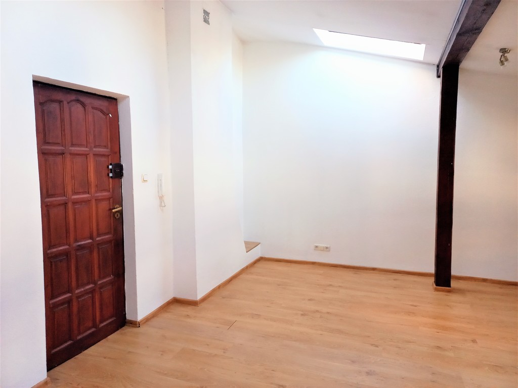 Biuro w klimatycznej kamienicy na piotrkowskiej – zdjęcie 4