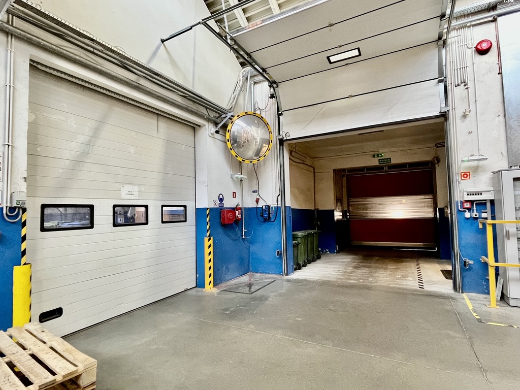 Hala magazynowa na wynajem blisko centrum łodzi – zdjęcie 2