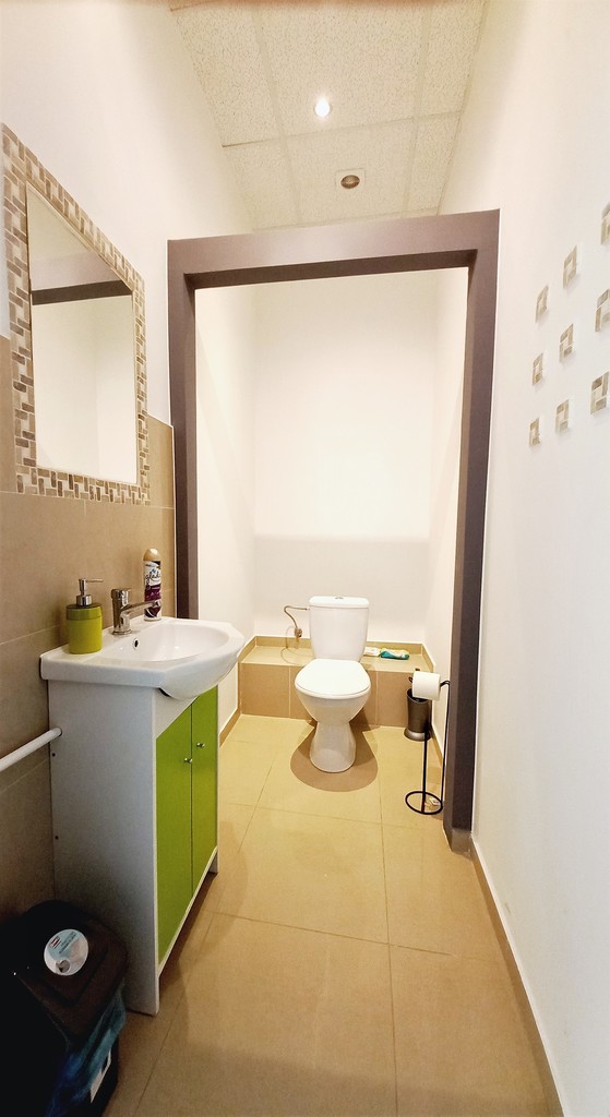 Na wynajem duży lokal biurowy łodź-bałuty – zdjęcie 4