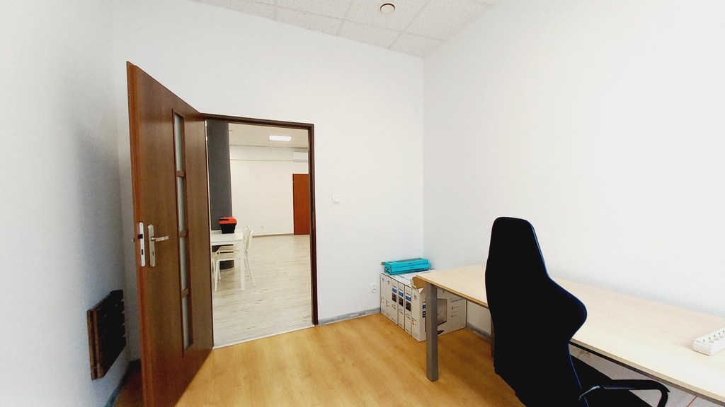 Lokal biurowy w budynku komercynym łodź-bałuty – zdjęcie 8