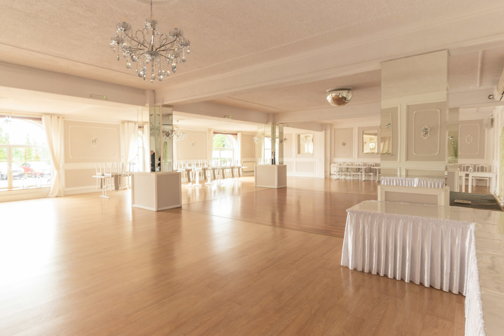 Obiekt na sprzedaż Mierzyn 2 020 m2 | Arka Nieruchomości