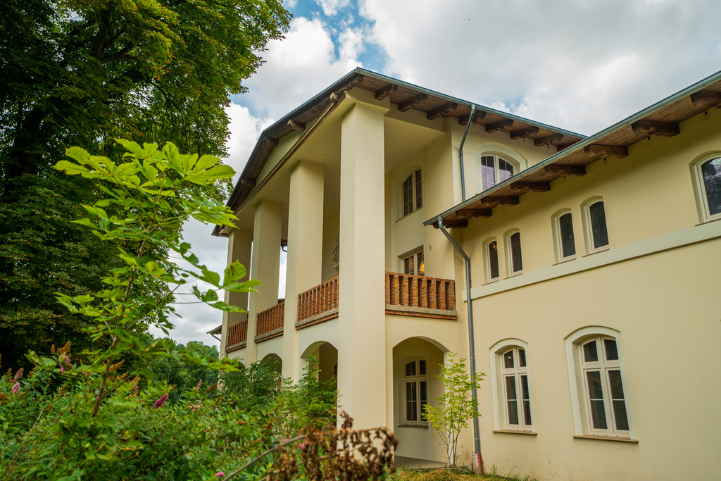 Obiekt na sprzedaż Krąpiel 2 500 m2 | Arka Nieruchomości