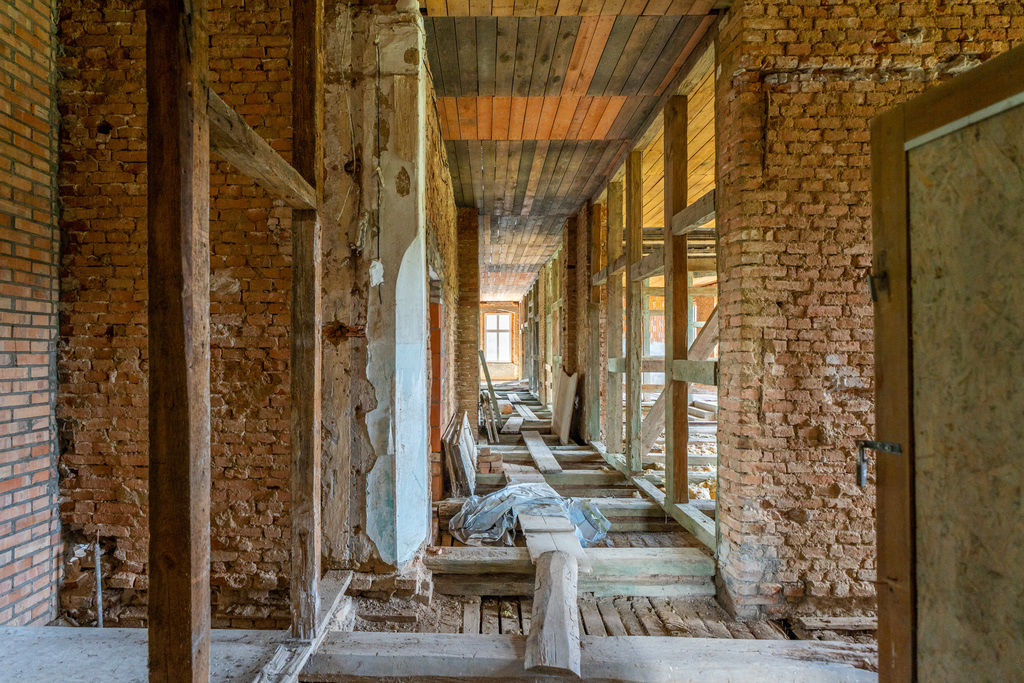 Obiekt na sprzedaż Krąpiel 2 500 m2 | Arka Nieruchomości