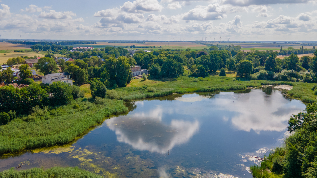 Obiekt na sprzedaż Krąpiel 2 500 m2 | Arka Nieruchomości