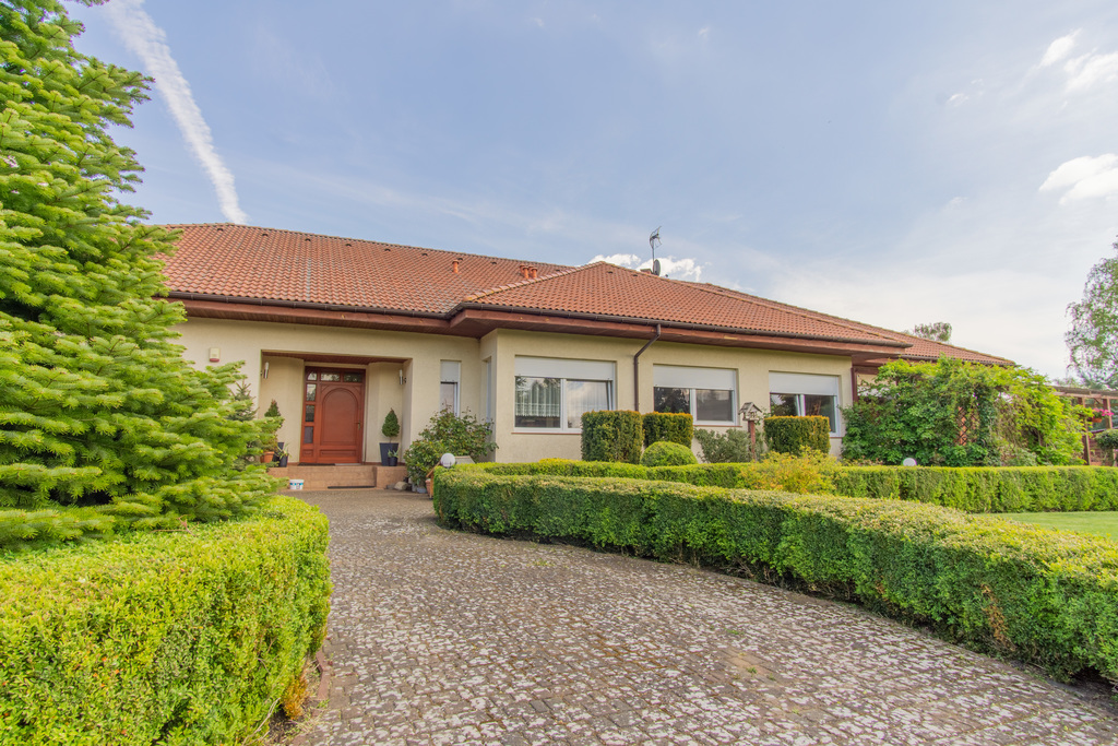 Dom na sprzedaż Trzebież 340 m2 | Arka Nieruchomości