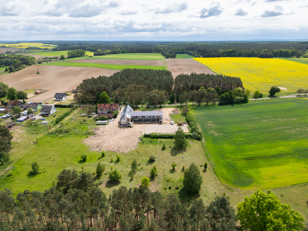 Obiekt na sprzedaż Gudzisz 1 050 m2 | Arka Nieruchomości