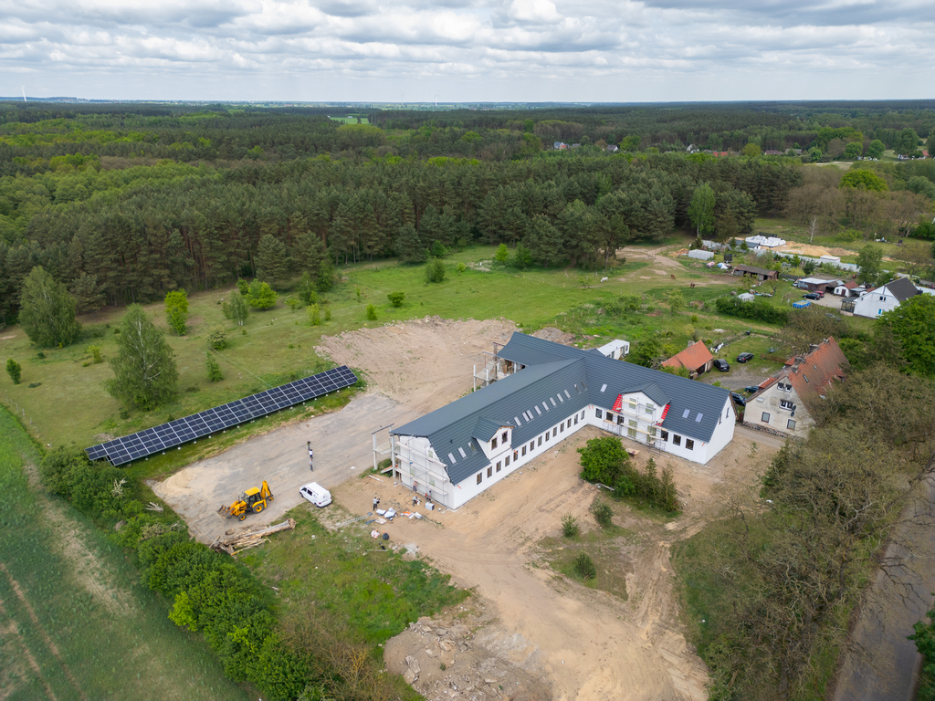 Obiekt na sprzedaż Gudzisz 1 050 m2 | Arka Nieruchomości