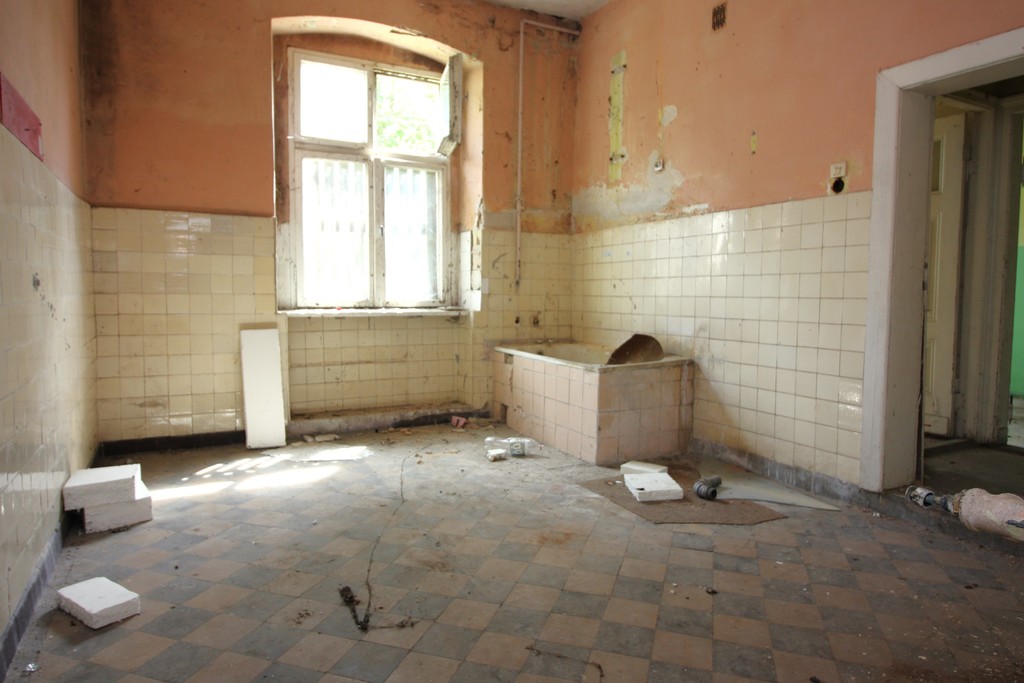 Obiekt na sprzedaż Strzyżno 1 680 m2 | Arka Nieruchomości
