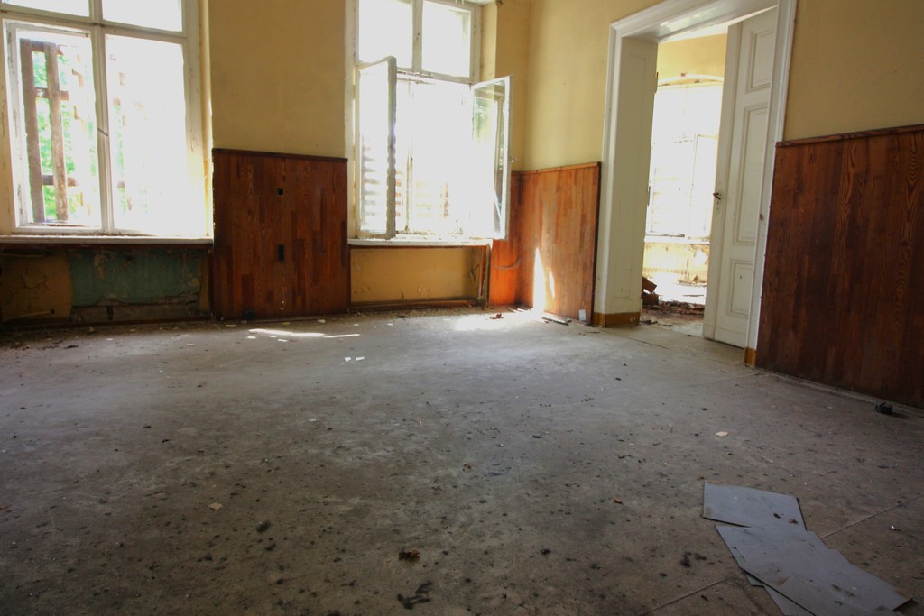 Obiekt na sprzedaż Strzyżno 1 680 m2 | Arka Nieruchomości